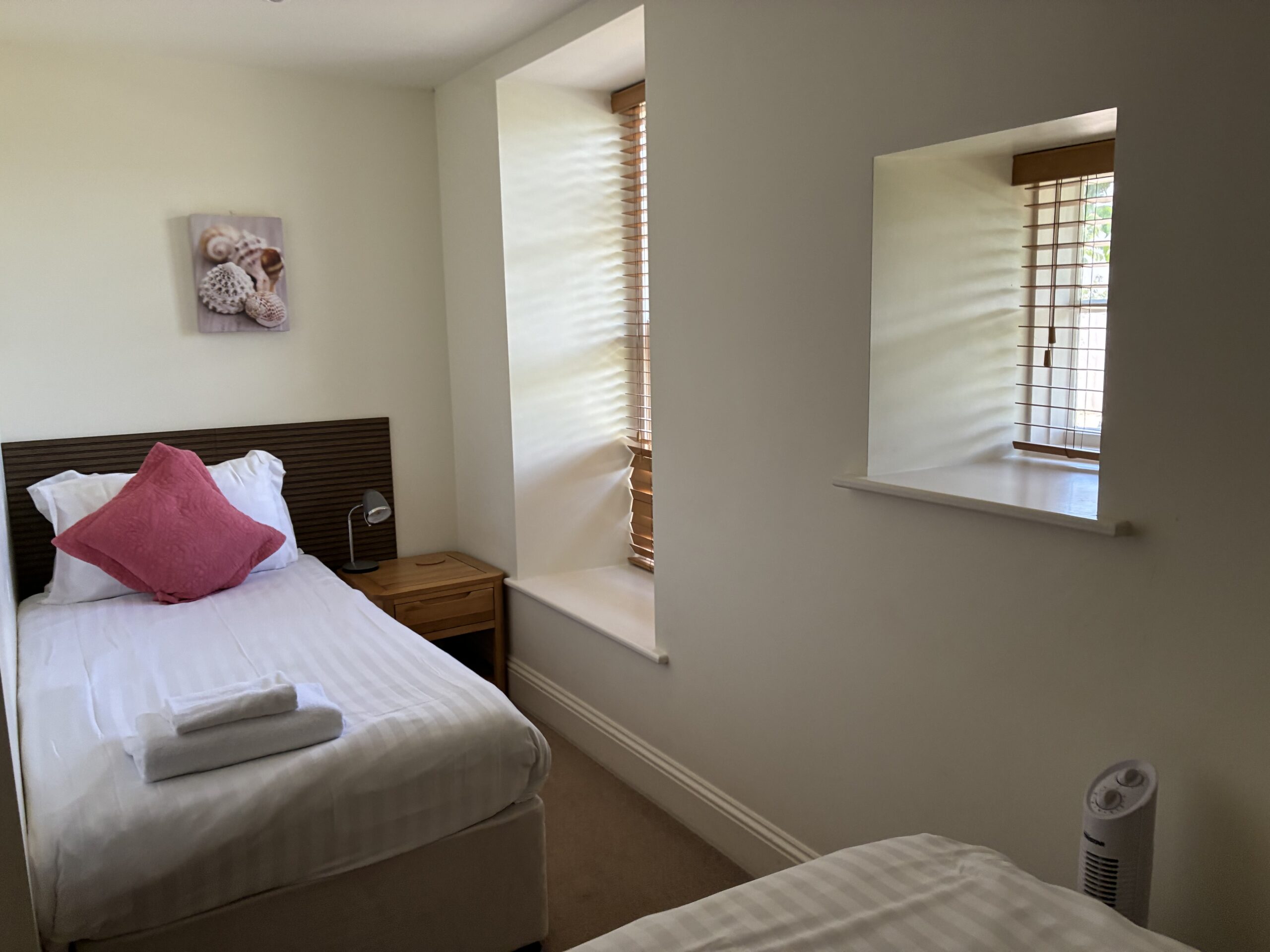 The Barn single bed 2